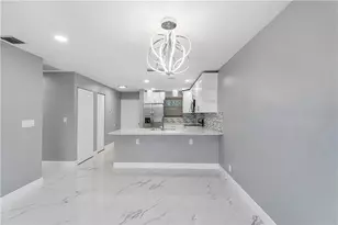 11477 NW 39th Ct, Coral Springs, FL 33065 - Photo 2