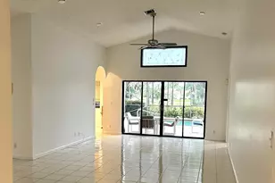 10215 Camelback Ln, Boca Raton, FL 33498 - Photo 10