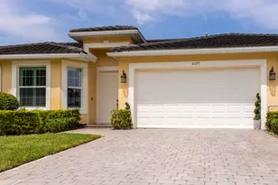 6125 NW Wick Ln, Port Saint Lucie, FL 34983 - Photo 4