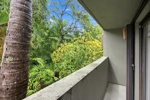 980 NW N River Dr, Miami, FL 33136 - Photo 34