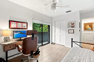 980 NW N River Dr, Miami, FL 33136 - Photo 32