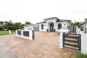 725 Mercury Street St, West Palm Beach, FL 33406 - Photo 2