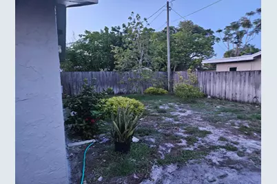6420 N Dixie Highway, Boca Raton, FL 33487 - Photo 12