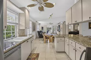 262 Brier Cir, Jupiter, FL 33458 - Photo 4