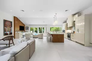 11863 Lake Shore Pl, Palm Beach Gardens, FL 33408 - Photo 10