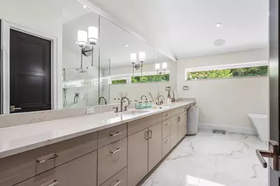 11863 Lake Shore Place, Palm Beach Gardens, FL 33408 - Photo 20