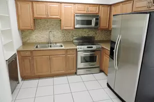 9046 SE Parkway Dr, Hobe Sound, FL 33455 - Photo 4
