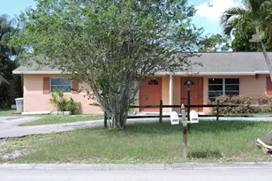 9046 SE Parkway Dr, Hobe Sound, FL 33455 - Photo 1