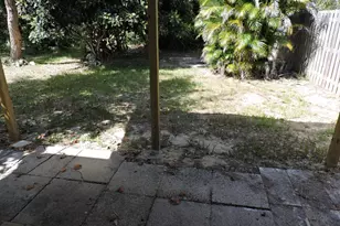 9046 SE Parkway Dr, Hobe Sound, FL 33455 - Photo 12