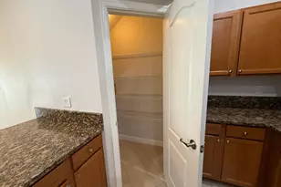 9519 SW Merlin Ct, Stuart, FL 34997 - Photo 6