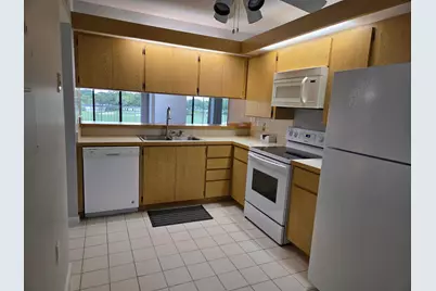 2421 Village Boulevard #303, West Palm Beach, FL 33409 - Photo 14