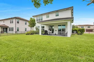 1304 Whitcombe Dr, Royal Palm Beach, FL 33411 - Photo 20