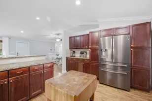 5418 Club Cir, Haverhill, FL 33415 - Photo 8