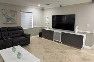 16820 NW 80th Ct, Hialeah, FL 33016 - Photo 12