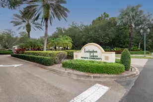1600 SE Sheffield Terrace, Stuart, FL 34994 - Photo 4