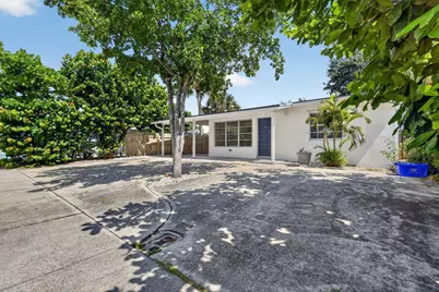 111 Euclid Boulevard, Lantana, FL 33462 - Photo 2