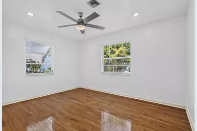 111 Euclid Boulevard, Lantana, FL 33462 - Photo 6