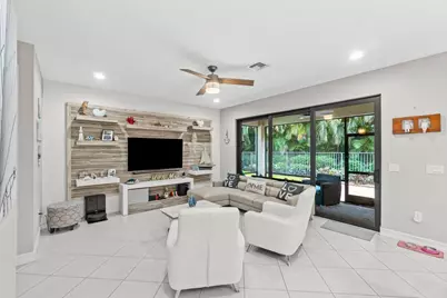 8128 Snowflake Obsidian Trail, Delray Beach, FL 33446 - Photo 12