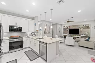 8128 Snowflake Obsidian Trail, Delray Beach, FL 33446 - Photo 10