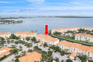 5 Harbour Isle Dr E, Fort Pierce, FL 34949 - Photo 2