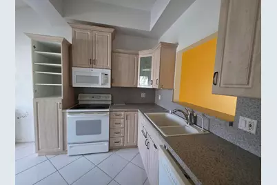 10780 Waterberry Drive, Boca Raton, FL 33498 - Photo 2
