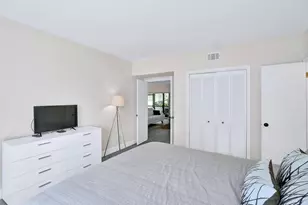 11311 Pond View Dr, Wellington, FL 33414 - Photo 10