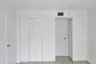 4851 NW 26th Ct, Lauderdale Lakes, FL 33313 - Photo 14