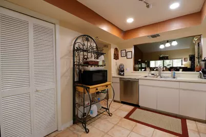 9460 Meadowood Drive #202, Fort Pierce, FL 34951 - Photo 4