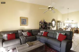 9460 Meadowood Dr, Fort Pierce, FL 34951 - Photo 10
