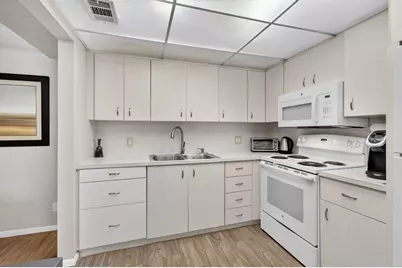 3030 Wolverton B, Boca Raton, FL 33434 - Photo 14