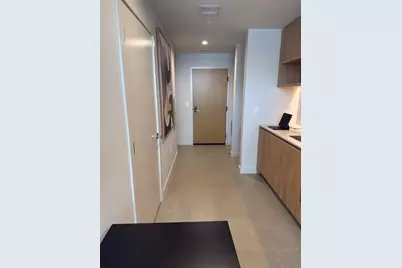 11 NE 6th Street #2215, Miami, FL 33132 - Photo 16