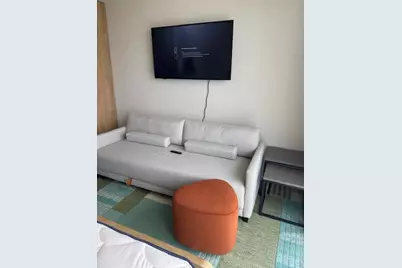11 NE 6th Street #2215, Miami, FL 33132 - Photo 8