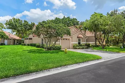 2201 Heather Run Terrace, Palm Beach Gardens, FL 33418 - Photo 2
