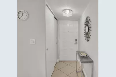 955 Egret Circle #104, Delray Beach, FL 33444 - Photo 4