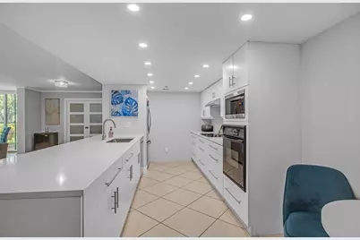955 Egret Circle #104, Delray Beach, FL 33444 - Photo 6