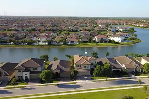 11965 S Baypoint Cir, Parkland, FL 33076 - Photo 2
