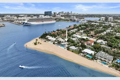 2200 SE 21st Drive, Fort Lauderdale, FL 33316 - Photo 4