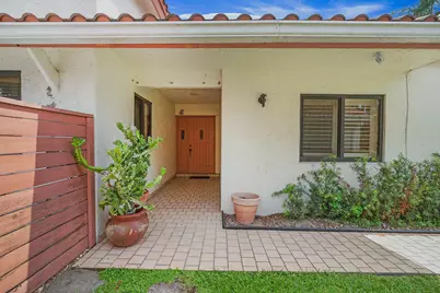 21612 Casa Monte Court, Boca Raton, FL 33433 - Photo 2