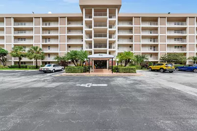 2851 S Palm Aire Drive #405, Pompano Beach, FL 33069 - Photo 2