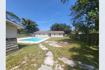 5011 S 2nd Street S, Fort Pierce, FL 34982 - Photo 6