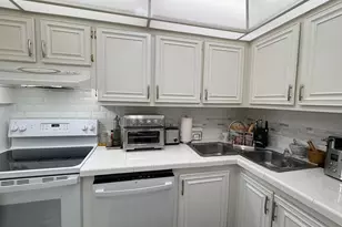1009 N Ocean Blvd, Pompano Beach, FL 33062 - Photo 14