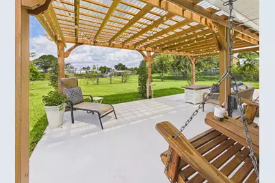 2075 SE 9th Avenue, Okeechobee, FL 34974 - Photo 2