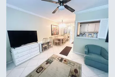59 Oakridge E, Deerfield Beach, FL 33442 - Photo 6