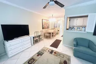 59 Oakridge E, Deerfield Beach, FL 33442 - Photo 6