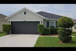 5565 NW Pine Trail Cir, Port Saint Lucie, FL 34983 - Photo 1