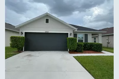 5565 NW Pine Trail Circle, Port Saint Lucie, FL 34983 - Photo 2