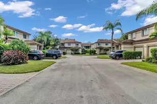6813 Via Regina, Boca Raton, FL 33433 - Photo 2