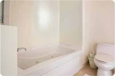 55 SE 6th Street #4007, Miami, FL 33131 - Photo 6
