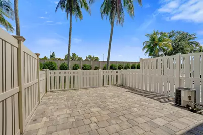 9913 NW 57th Manor #., Coral Springs, FL 33076 - Photo 18