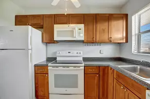8225 Sunrise Lakes Blvd, Sunrise, FL 33322 - Photo 12